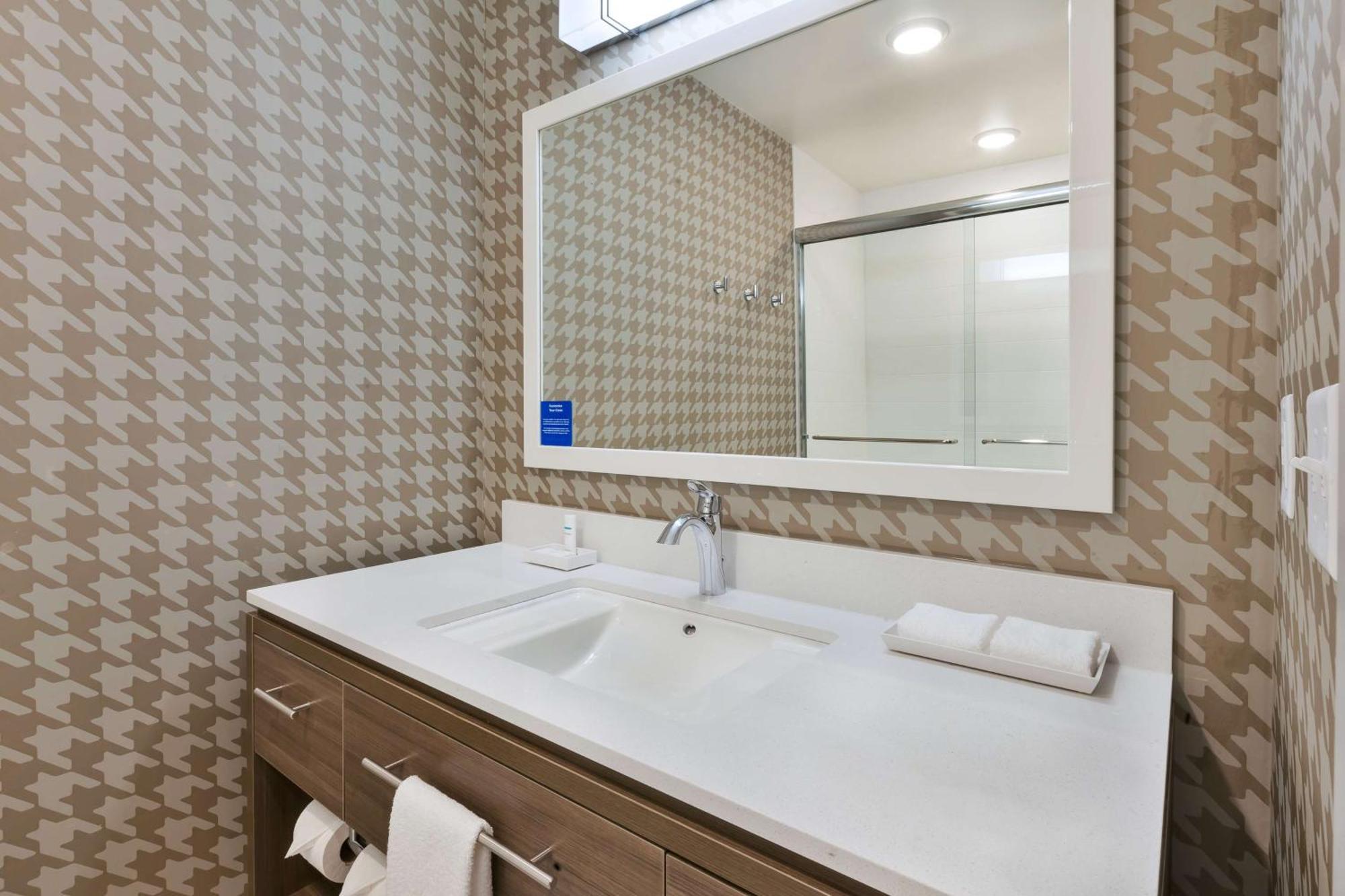 Home2 Suites By Hilton Grand Blanc Flint, Mi Εξωτερικό φωτογραφία